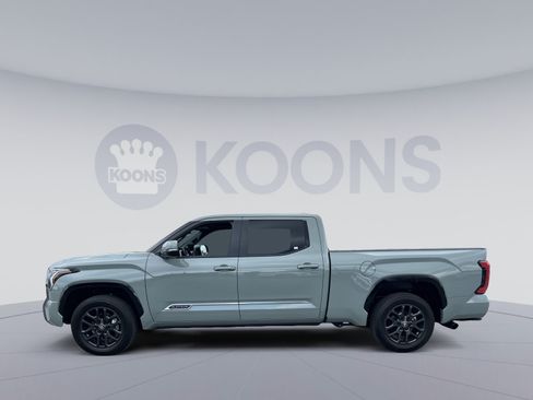Used 2025 Toyota Tundra Platinum AWD/4WD image 2