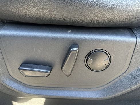 Certified 2022 Ford F250 Lariat w/ Lariat Ultimate Package image 12