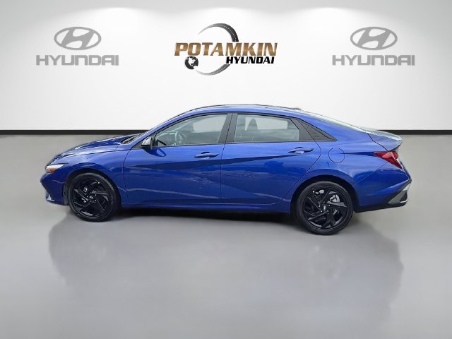 Certified 2026 Hyundai Elantra Sport FWD image 8