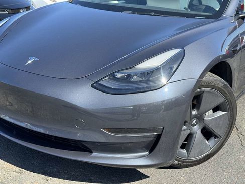 Used 2023 Tesla Model 3 Standard Range image 3