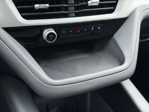 New 2026 Ford Explorer Active AWD/4WD image 25
