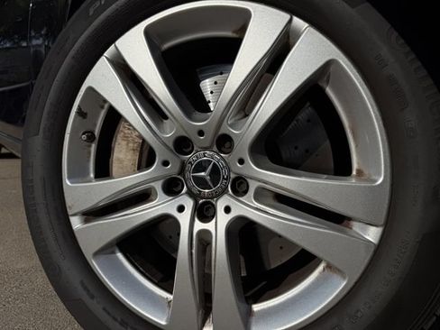 Used 2020 Mercedes-Benz S 560 4MATIC Sedan w/ Premium Package image 9