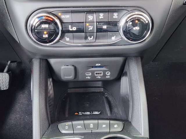 Certified 2021 Chevrolet TrailBlazer RS w/ Technology Package FWD image 14