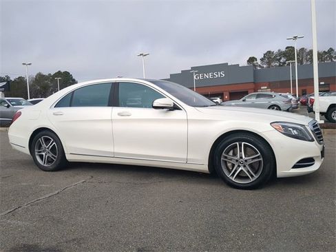 Used 2016 Mercedes-Benz S 550 4MATIC Sedan image 2