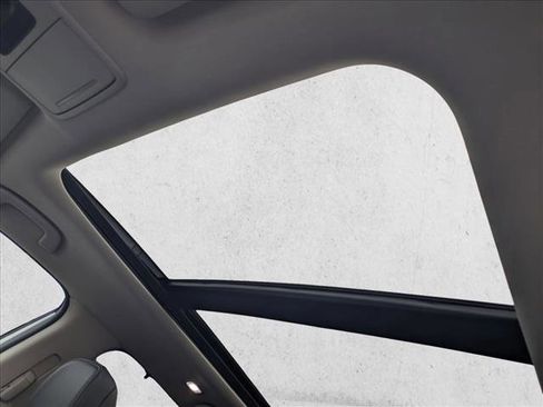 Used 2025 Honda Pilot Touring image 16