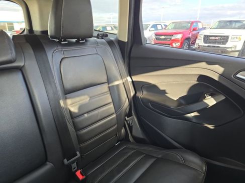 Used 2018 Ford Escape SEL image 16