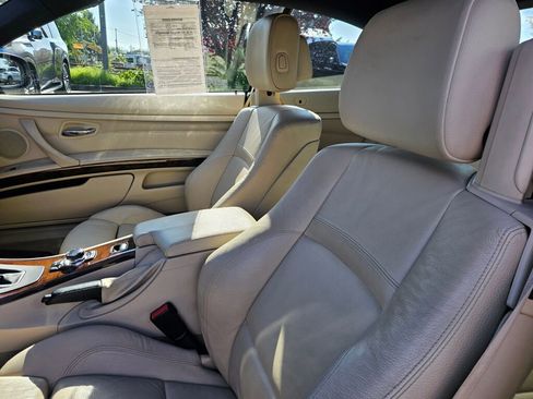Used 2011 BMW 328i Convertible RWD image 23