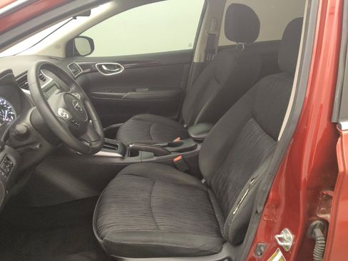Used 2019 Nissan Sentra SV w/ Special Edition Package FWD image 17