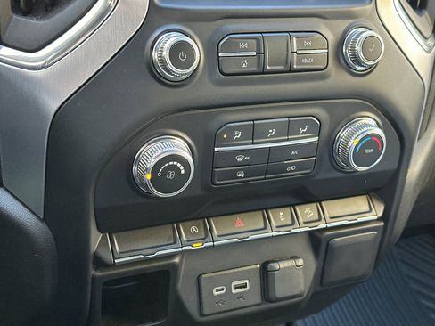 Used 2020 GMC Sierra 1500 SLE w/ X31 Off-Road Package image 22