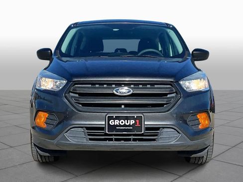 Used 2017 Ford Escape S image 3
