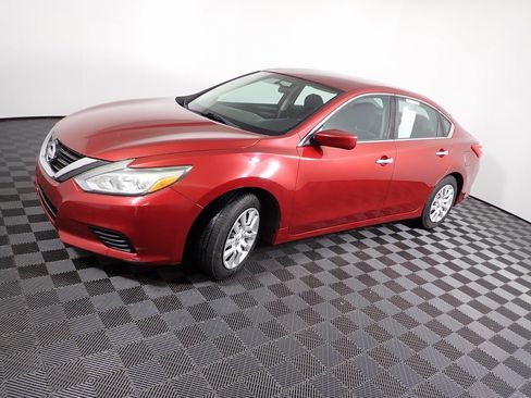 Used 2016 Nissan Altima 2.5 S w/ Power Driver Seat Package image 8