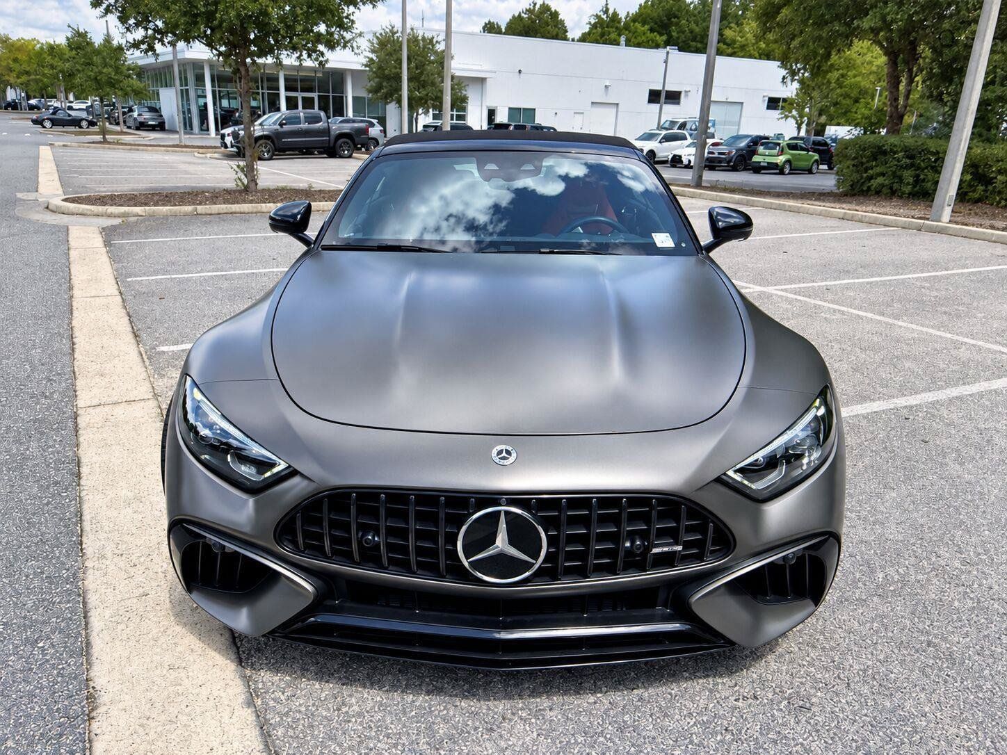 Used 2022 Mercedes-Benz SL 55 AMG 4MATIC image 2