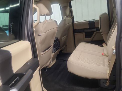 Used 2018 Ford F150 XLT w/ Equipment Group 301A Mid image 4