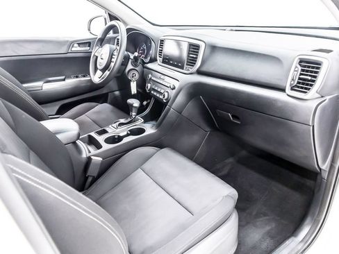 Used 2022 Kia Sportage LX FWD image 31