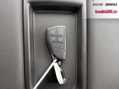 New 2026 GMC Sierra 1500 Elevation image 39