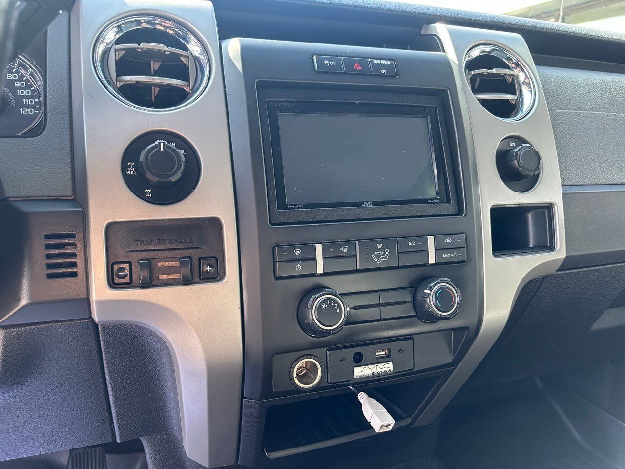 Used 2012 Ford F150 XLT w/ XLT Convenience Pkg AWD/4WD image 21