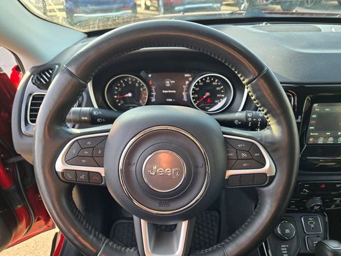 Used 2019 Jeep Compass Altitude image 44