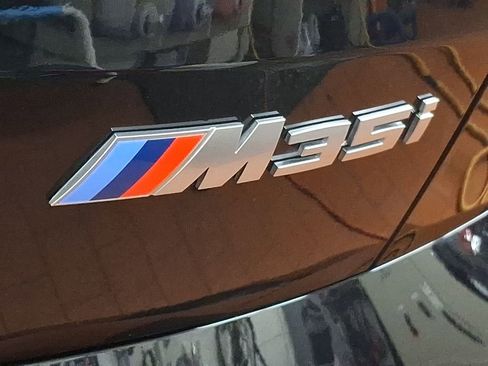 Used 2025 BMW X2 M35i w/ Premium Package image 28