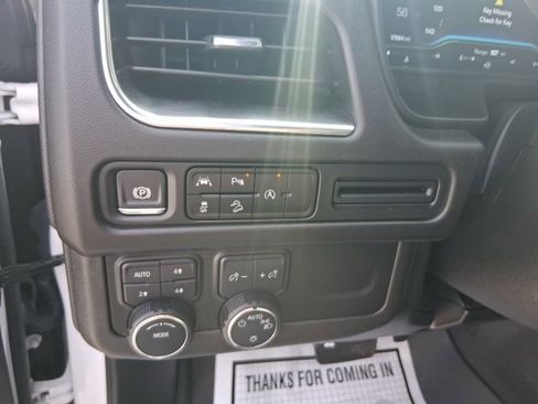 Certified 2024 Chevrolet Suburban Z71 image 29