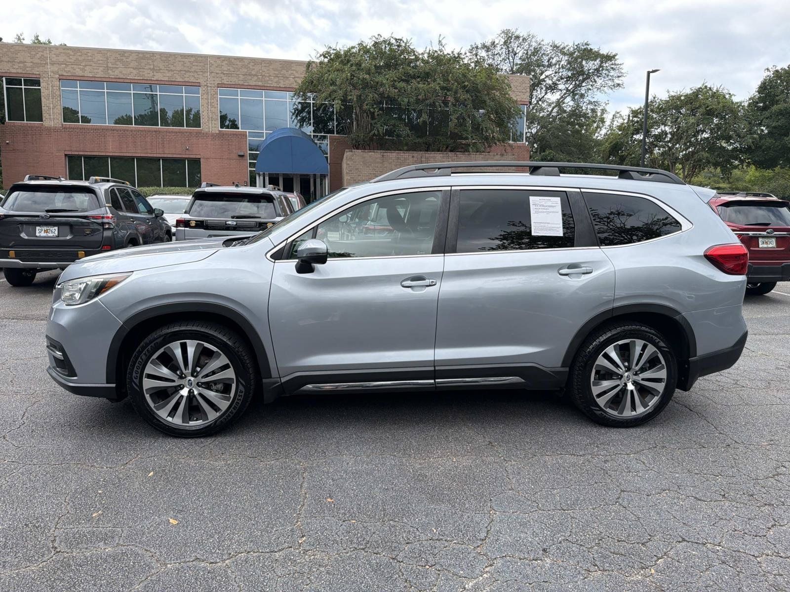 Used 2019 Subaru Ascent Limited w/ Popular Package #2A AWD/4WD image 4