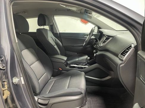 Used 2017 Hyundai Tucson SE AWD/4WD image 22