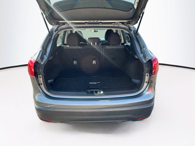 Used 2018 Nissan Rogue Sport SV AWD/4WD image 20