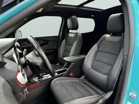 Used 2021 Chevrolet TrailBlazer RS w/ Sun and Liftgate Package image 19