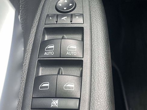 Used 2022 RAM 1500 Big Horn AWD/4WD image 25