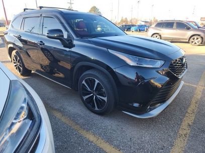 Used 2021 Toyota Highlander XSE