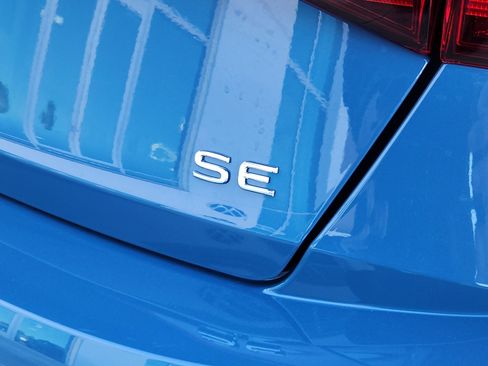 New 2026 Volkswagen Jetta SE image 10