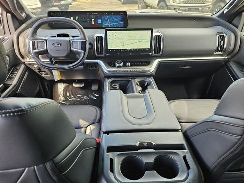 New 2025 Ford Expedition Platinum w/ Stealth Performance Package image 5