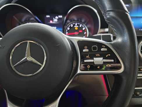 Used 2020 Mercedes-Benz GLC 300 GLC 300 image 17