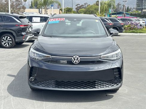 Certified 2023 Volkswagen ID.4 Pro RWD image 2