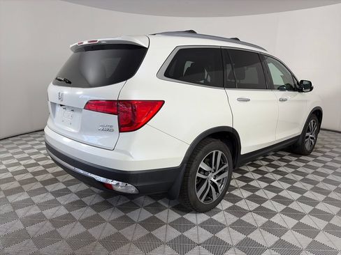 Used 2017 Honda Pilot Elite image 7