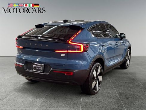 Certified 2023 Volvo C40 P8 Recharge Ultimate image 3