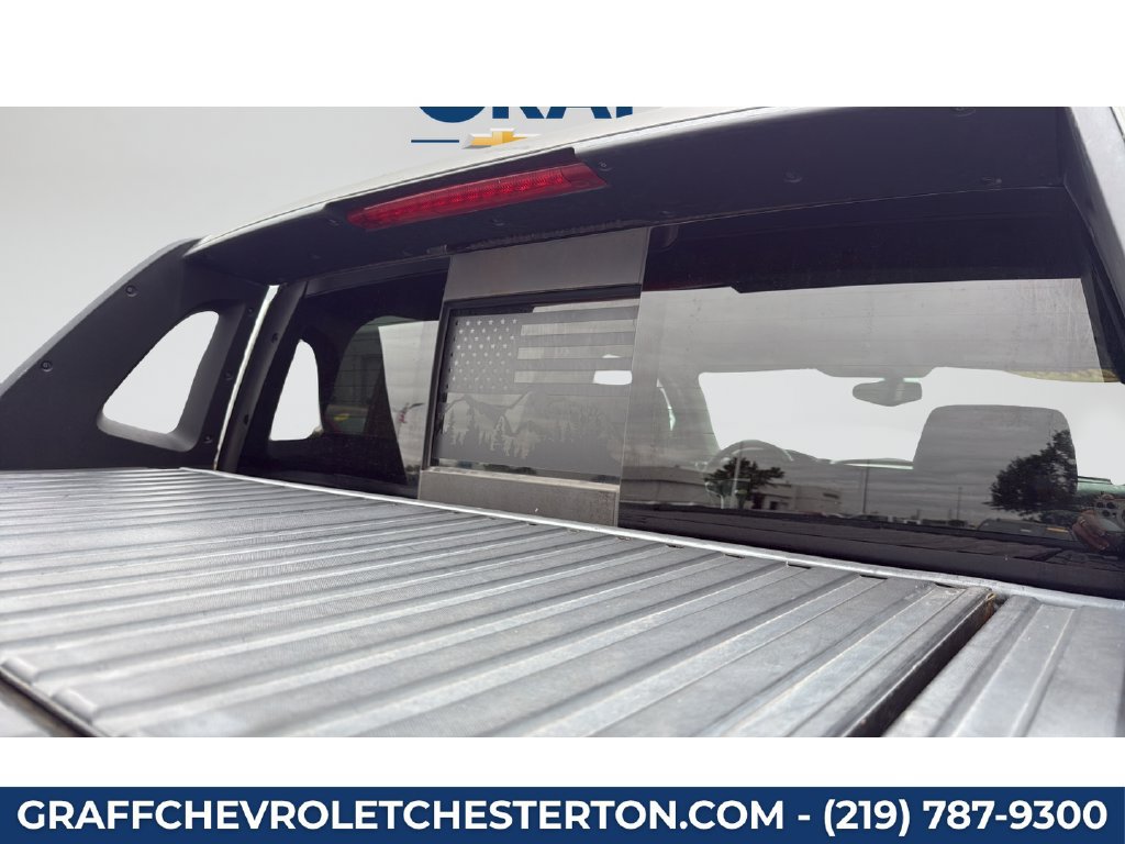Used 2018 Chevrolet Silverado 1500 LTZ w/ High Desert Package AWD/4WD image 32
