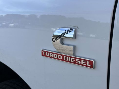Used 2023 RAM 3500 Tradesman image 28