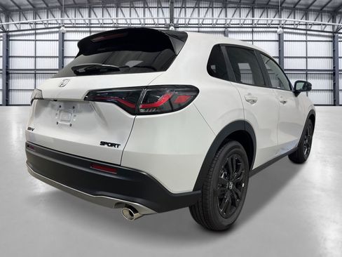 New 2027 Honda HR-V Sport image 5