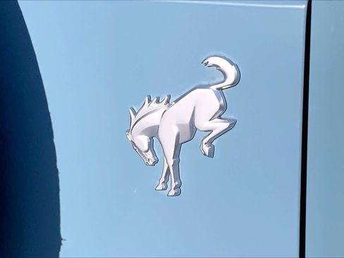 Used 2023 Ford Bronco Badlands image 31