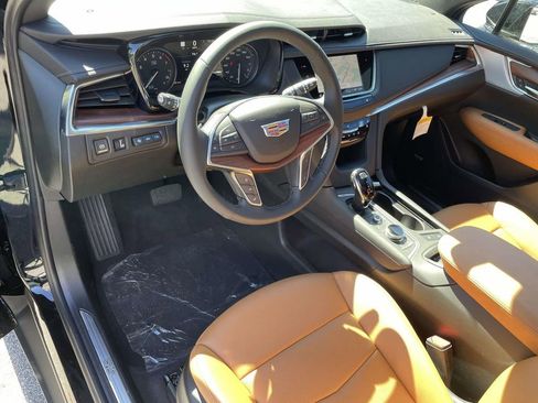 New 2025 Cadillac XT5 Premium Luxury w/ Technology Package image 18