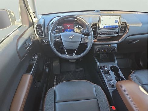 Used 2023 Ford Bronco Sport Outer Banks w/ Tech Package image 12