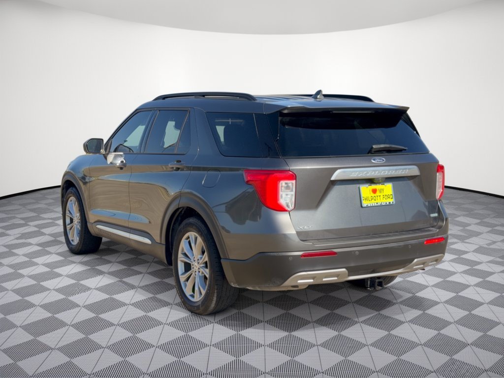 Used 2020 Ford Explorer XLT w/ Equipment Group 202A RWD image 3