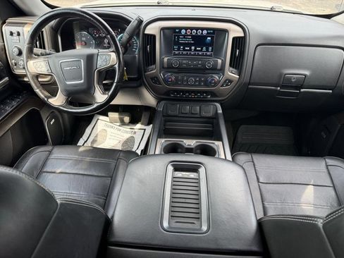 Used 2017 GMC Sierra 1500 Denali AWD/4WD image 8