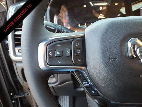 New 2026 RAM 1500 Laramie AWD/4WD image 15