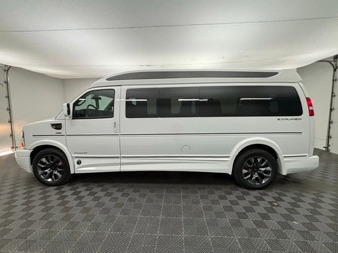 New 2025 GMC Savana 2500 Extended w/ Driver Convenience Package image 14