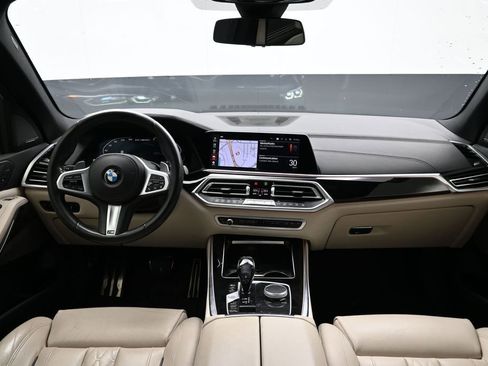 Used 2020 BMW X5 M50i w/ Executive Package AWD/4WD image 19