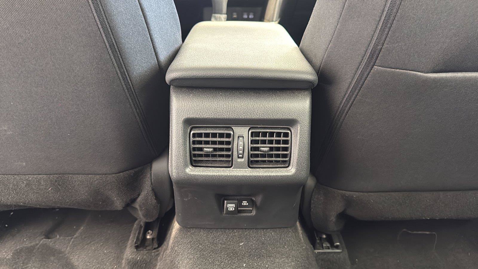 Used 2025 Toyota Camry LE FWD image 24