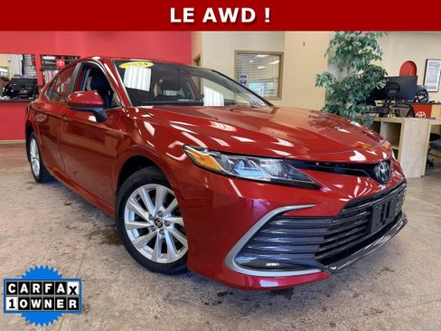 Used 2024 Toyota Camry LE AWD/4WD image 1