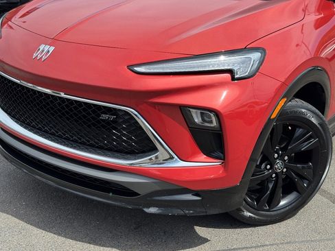 Used 2024 Buick Encore GX Sport Touring w/ Comfort Package image 3