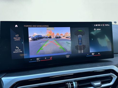 Used 2023 BMW 330i Sedan w/ Driving Assistance Package image 41